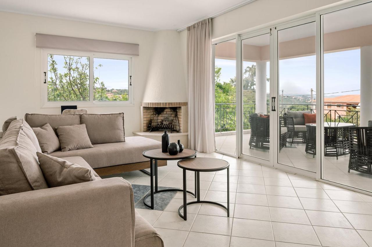 Vasilopoulos Residences - Apartments Ioni & Neso 阿尔戈斯托利翁 外观 照片